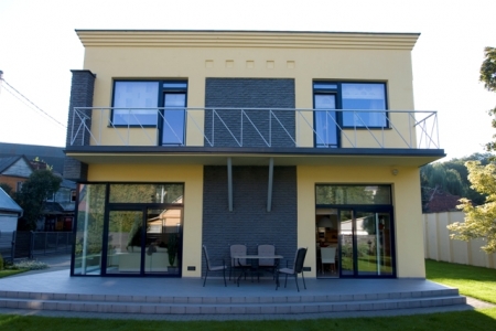 Vieno buto gyvenamasis namas, Bažnyčios g., Kaunas (individualus
          projektas 1998m.)