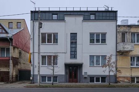 Daugiabutis gyvenamas namas Bažnyčios g.